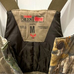 Redhead Silent-Hide Youth Insulated Camo Hunting Bib Overalls M.  Gently used